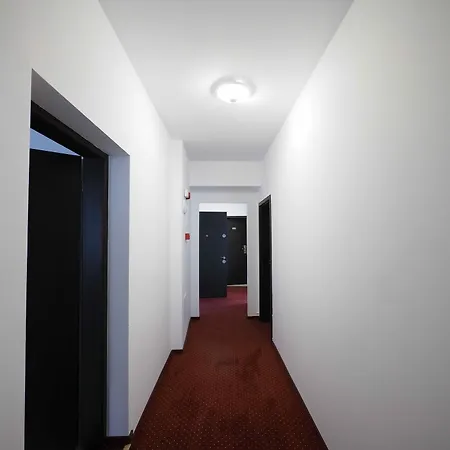 Bucur 3* بوخارست