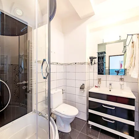 Hotel Bucur 3*