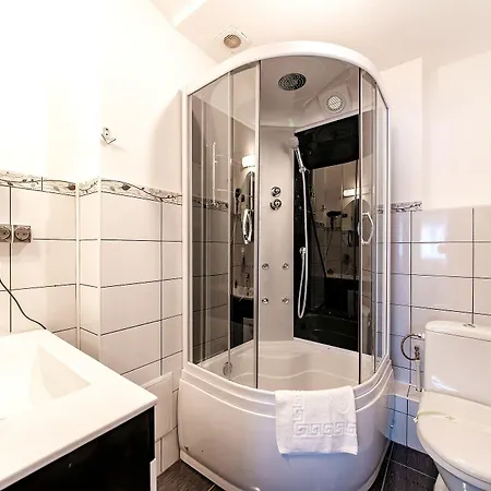 Hotel Bucur 3*