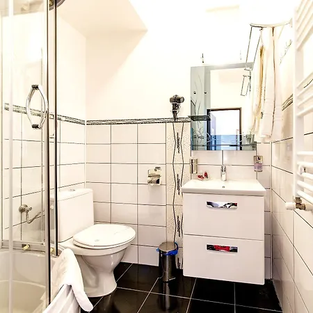 Bucur بوخارست