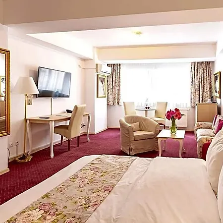 Hotel Bucur 3*