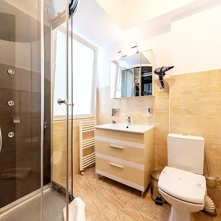 Hotel Bucur 3*