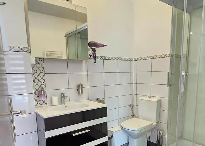 Ξενοδοχείο Bucur 3*